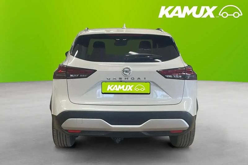 Begagnad Nissan Qashqai Tekna+ 158 HK (116 kW) 2022 Vit SUV