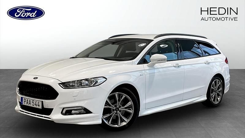 Vit Begagnad 2017 Ford Mondeo ST-Line Kombi | 164 900 kr (Marknadspris) - Bild 1/4