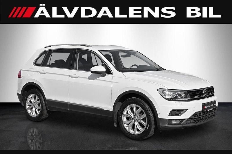 Vit Begagnad 2020 VW Tiguan Executive SUV | 238 000 kr (Bra pris) - Bild 1/4