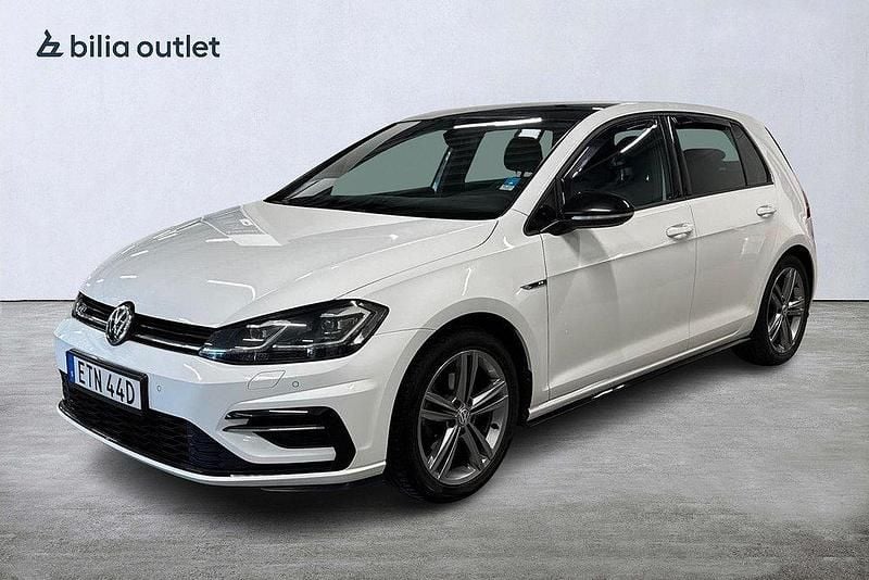 Vit Begagnad 2019 VW Golf VIII R-line Halvkombi | 214 000 kr (Marknadspris) - Bild 1/4