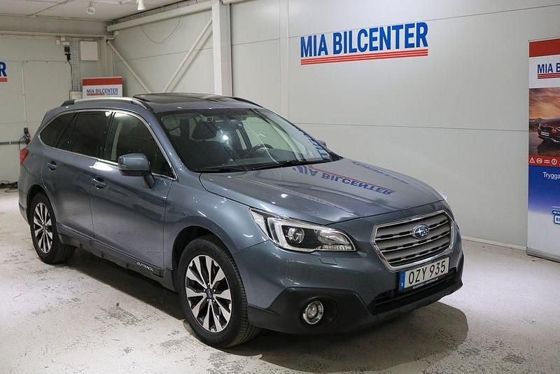 Grå Begagnad 2015 Subaru Outback SUV | 109 000 kr (Marknadspris) - Bild 1/3