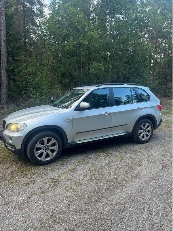 Silver Begagnad 2008 BMW X5 SUV | 65 000 kr (Marknadspris) - Bild 1/4