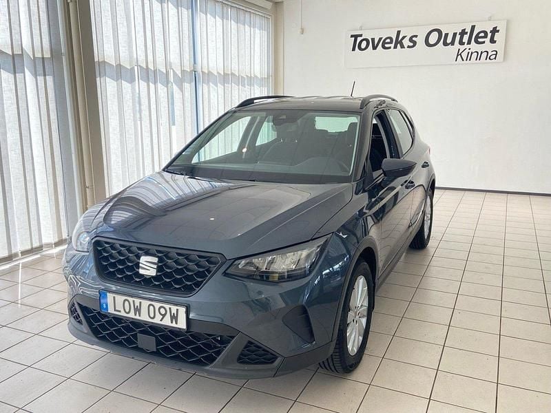 Grå Begagnad 2022 Seat Arona Comfort SUV | 149 900 kr (Bra pris) - Bild 1/4