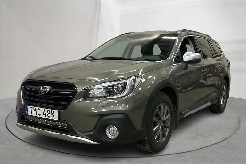 Begagnad Subaru Outback 175 HK (128 kW) 2020 Grön Kombi