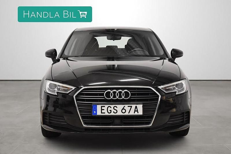 Begagnad Audi A3 Sportback Proline 150 HK (110 kW) 2019 Svart Halvkombi