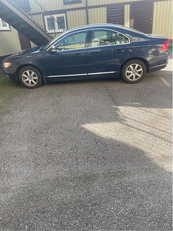 Blå Begagnad 2011 Volvo S80 Summum Sedan | 45 000 kr (Bra pris) - Bild 1/4