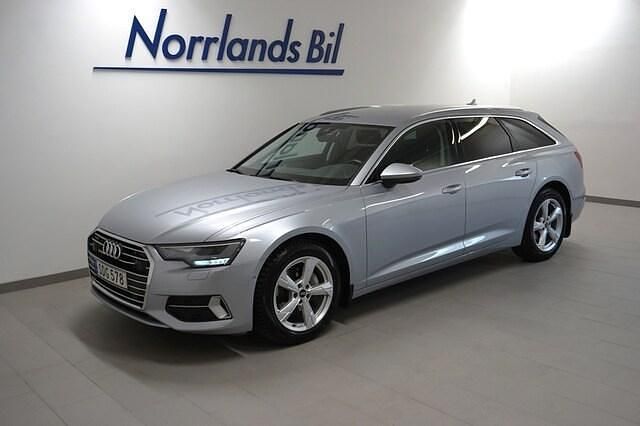 Florettsilver metallic Begagnad 2022 Audi A6 Sport Kombi | 414 900 kr (Dyr) - Bild 1/4