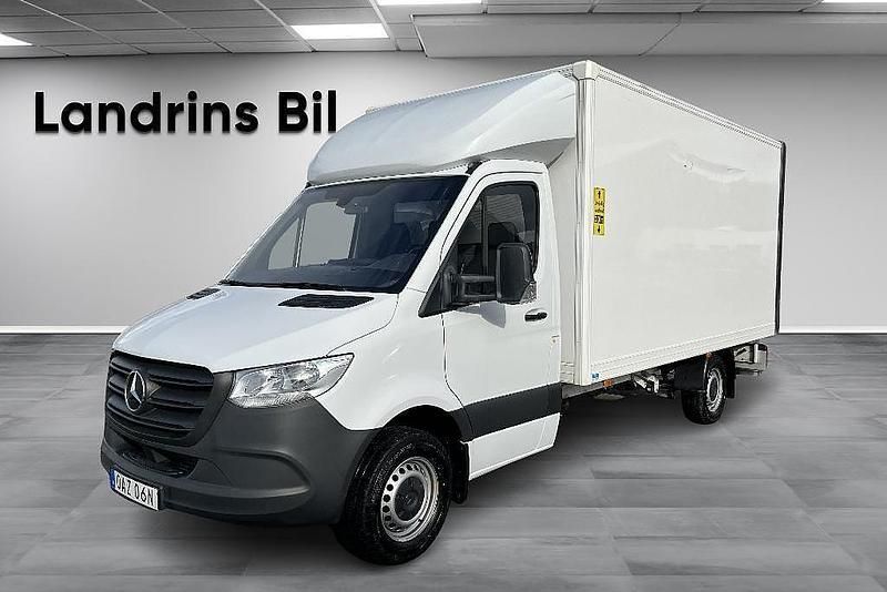 Vit (arktisk vit) Begagnad 2023 Mercedes Sprinter Van | 524 875 kr (Dyr) - Bild 1/4