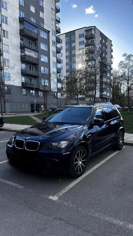 Blå Begagnad 2009 BMW X5 M SUV | 199 900 kr - Bild 1/4