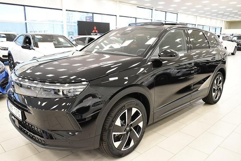 Ny Opel Grandland X 136 HK (100 kW) 2025 Svart SUV