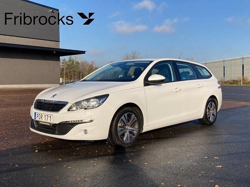 Vit Begagnad 2016 Peugeot 308 Active Kombi | 114 800 kr (Marknadspris) - Bild 1/4
