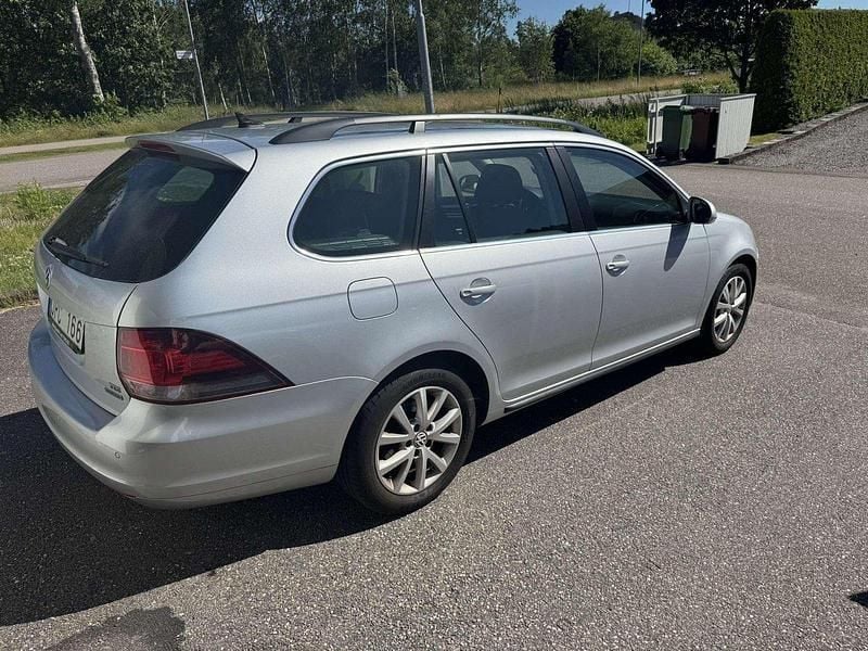 Silver Begagnad 2011 VW Golf VI Kombi | 55 000 kr (Marknadspris) - Bild 1/4