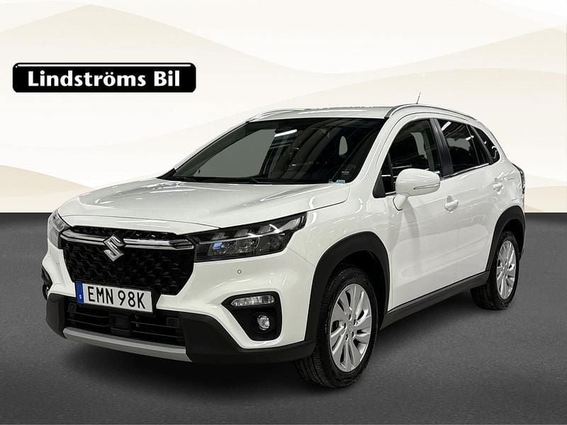 Vit Begagnad 2023 Suzuki SX4 S-Cross SUV | 259 900 kr (Bra pris) - Bild 1/3