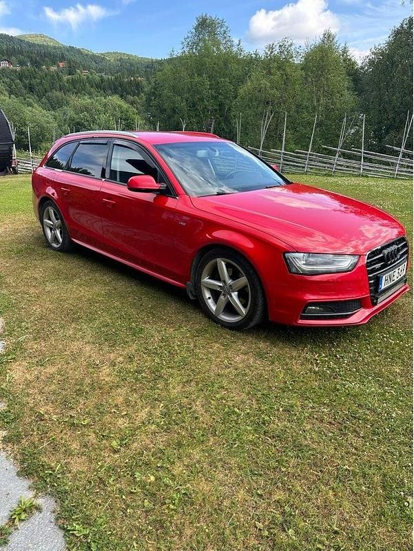 Röd Begagnad 2015 Audi A4 Kombi | 110 000 kr (Marknadspris) - Bild 1/4