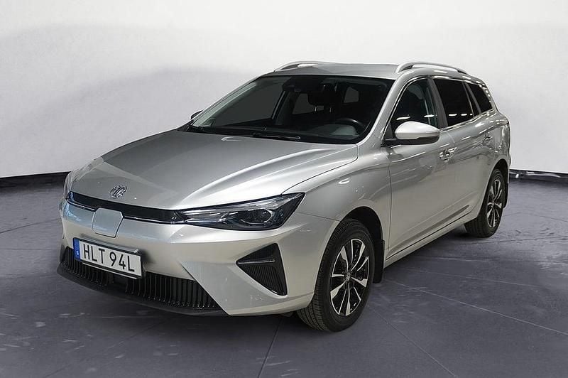 Begagnad MG MG5 EV 130 kW (177 HK) 2022 Medael silver Kombi