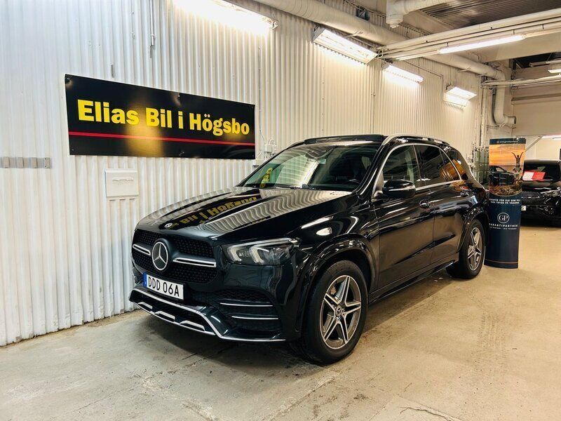 Svart Begagnad 2019 Mercedes GLE300 AMG line SUV | 679 000 kr - Bild 1/4