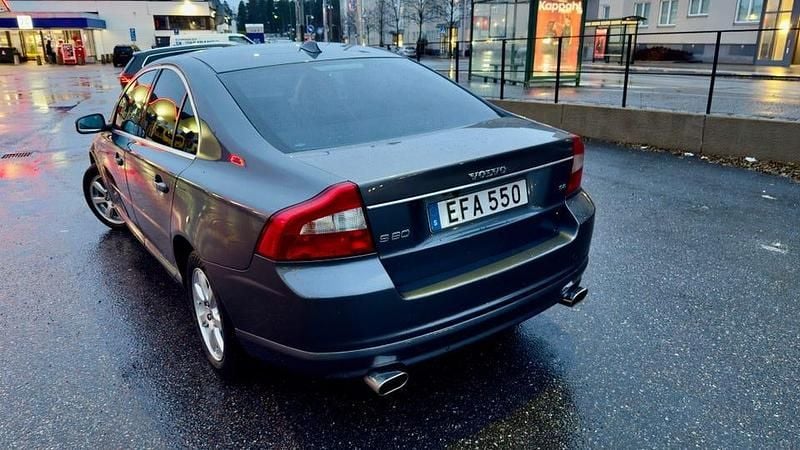 Begagnad Volvo S80 Summum 238 HK (175 kW) 2007 Gray metallic Sedan