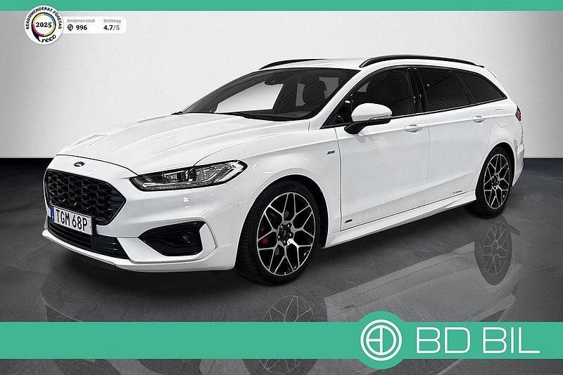 Vit Begagnad 2022 Ford Mondeo ST-Line Kombi | 299 800 kr - Bild 1/3