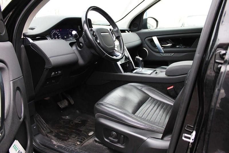 Begagnad Land Rover Discovery Sport SE 180 HK (132 kW) 2020 Svart SUV