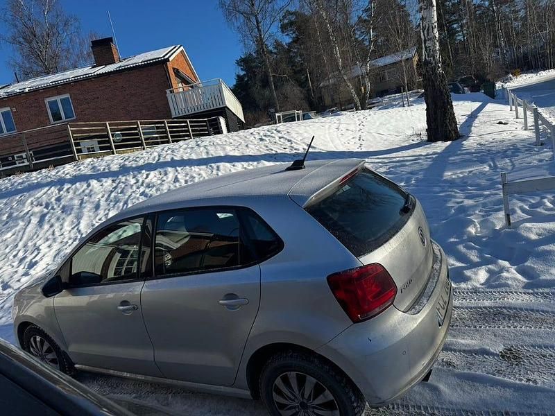 Begagnad VW Polo 90 HK (66 kW) 2014