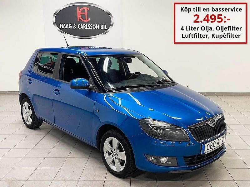 Blå Begagnad 2014 Skoda Fabia Halvkombi | 59 000 kr (Marknadspris) - Bild 1/4