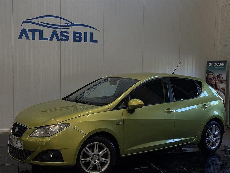 Ljusgrön Begagnad 2008 Seat Ibiza Style Halvkombi | 44 900 kr - Bild 1/4