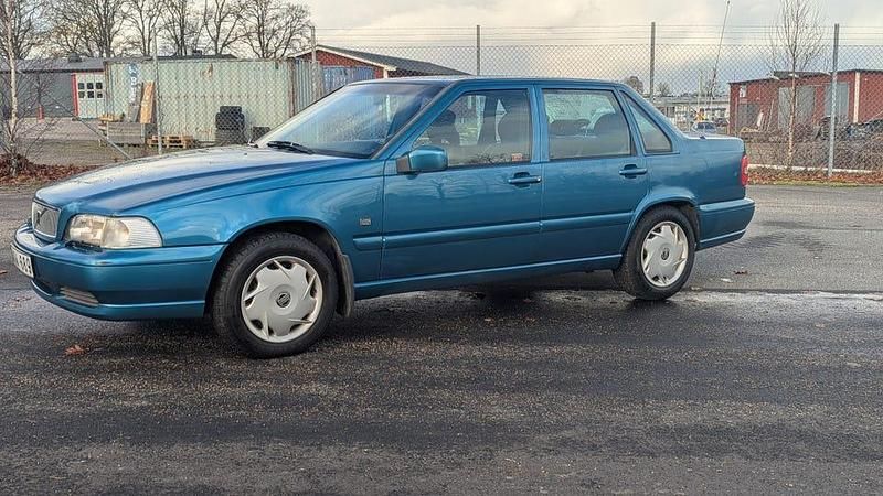 Begagnad 1998 Volvo S70 Sedan | 34 900 kr - Bild 1/4