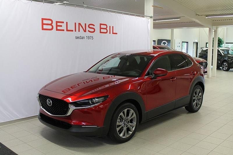 Röd (soul red crystal metallic) Ny 2025 Mazda CX-30 Center-Line SUV | 399 500 kr (Marknadspris) - Bild 1/4