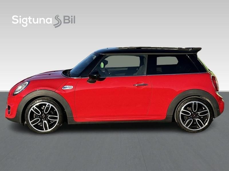 Begagnad Mini John Cooper Works Pepper 192 HK (141 kW) 2016 Röd Halvkombi