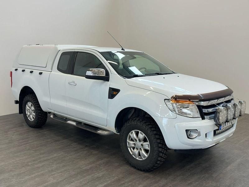 Vit Begagnad 2015 Ford Ranger XLT Pickup | 159 000 kr (Bra pris) - Bild 1/4