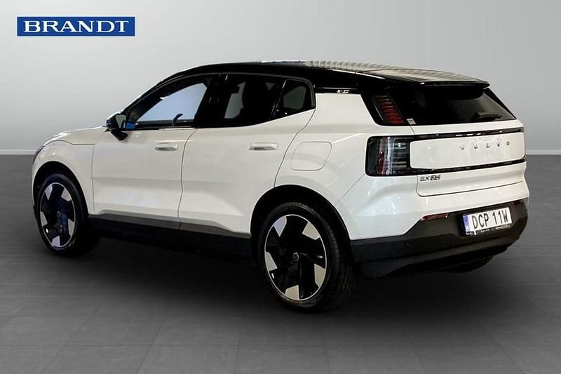Begagnad Volvo EX30 Plus 202 kW (275 HK) 2025 Vit SUV