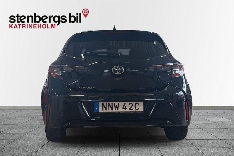 Begagnad Toyota Corolla Style 116 HK (85 kW) 2019 Svart Halvkombi