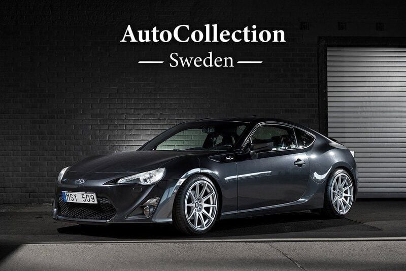 Begagnad Toyota GT86 GT 200 HK (147 kW) 2012 Mörkgrå (grå) Sportkupé