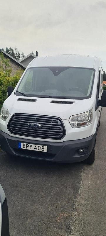 Vit Begagnad 2014 Ford Transit | 125 000 kr (Marknadspris) - Bild 1/4