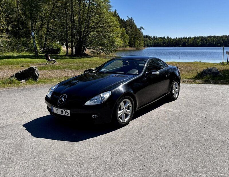 Svart Begagnad 2006 Mercedes SLK200 Cab | 94 000 kr (Bra pris) - Bild 1/4