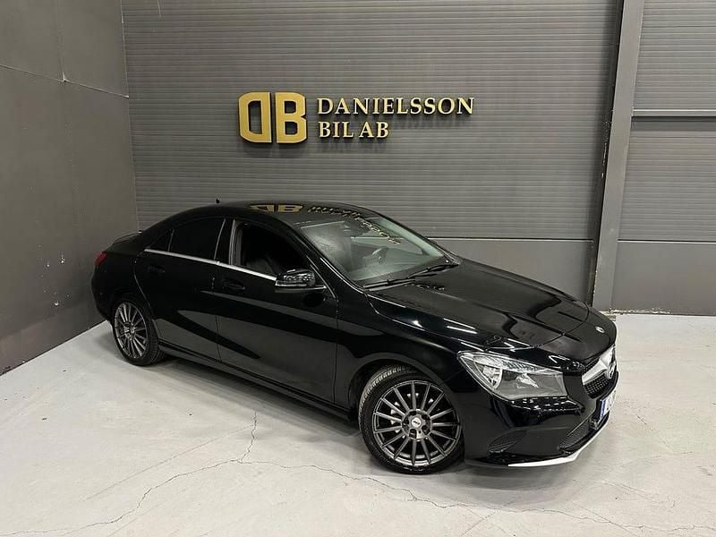 Svart Begagnad 2019 Mercedes CLA200 Sportkupé | 189 800 kr (Superpris) - Bild 1/4