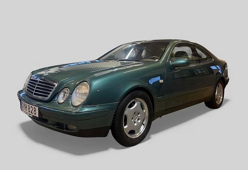 Grön Begagnad 1999 Mercedes CLK320 Sportkupé | 65 000 kr - Bild 1/4