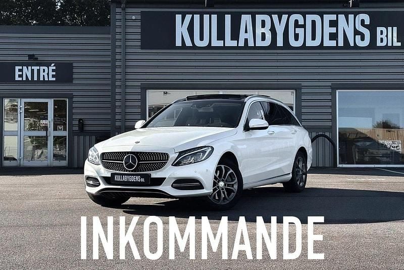Vit Begagnad 2014 Mercedes C400 Kombi | 249 000 kr - Bild 1/4