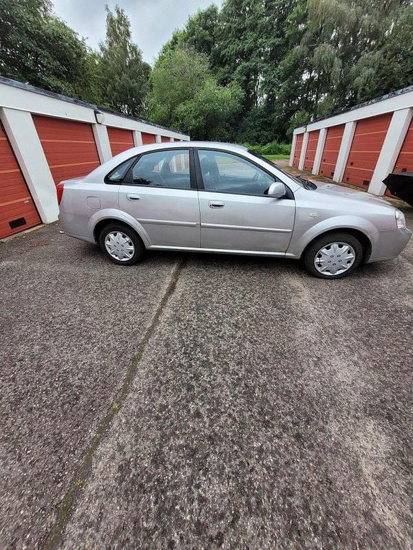 Silver Begagnad 2003 Chevrolet Nubira Sedan | 10 000 kr - Bild 1/3