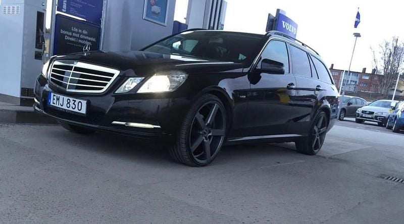 Begagnad Mercedes E220 170 HK (125 kW) 2011