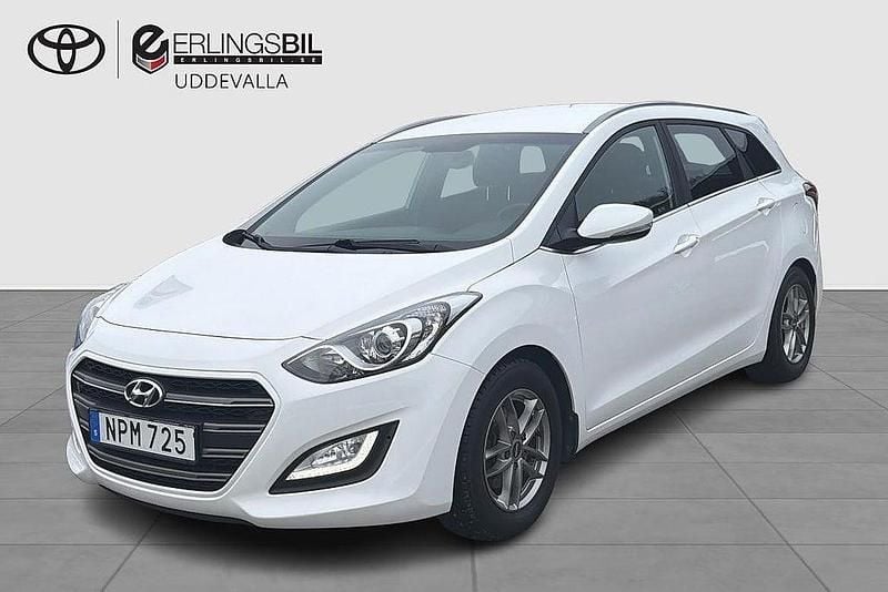 Begagnad Hyundai i30 Comfort 135 HK (99 kW) 2016 Vit Kombi