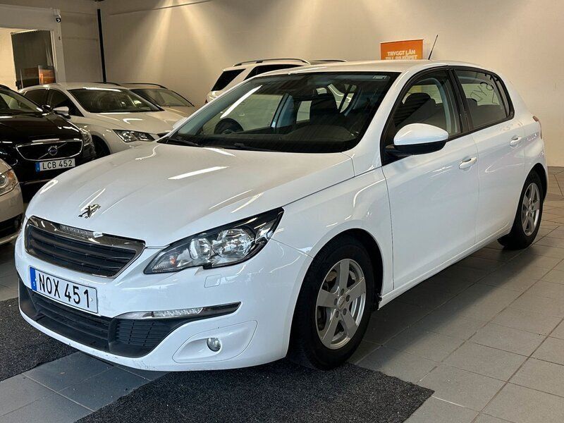 Vit Begagnad 2014 Peugeot 308 Active Halvkombi | 74 800 kr (Marknadspris) - Bild 1/4