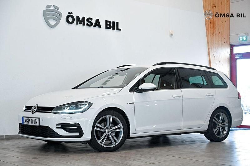 Vit Begagnad 2020 VW Golf VII GT Kombi | 169 800 kr (Bra pris) - Bild 1/4