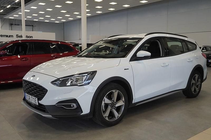 Begagnad Ford Focus 125 HK (91 kW) 2020 Vit Kombi