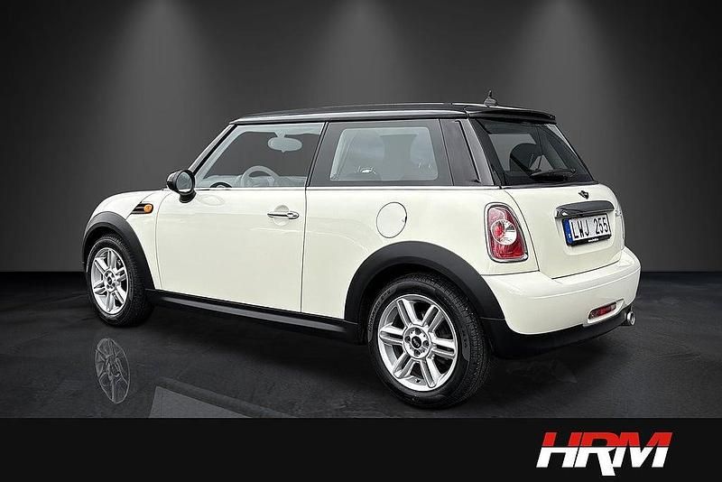 Begagnad Mini Cooper D Chili 111 HK (81 kW) 2011 Gul Halvkombi