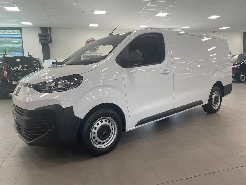 Vit Ny 2024 Fiat Scudo Minibuss | 357 900 kr - Bild 1/4