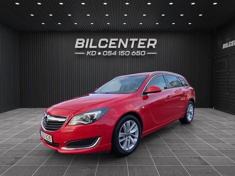 Begagnad Opel Insignia Business 170 HK (125 kW) 2015 Röd Kombi