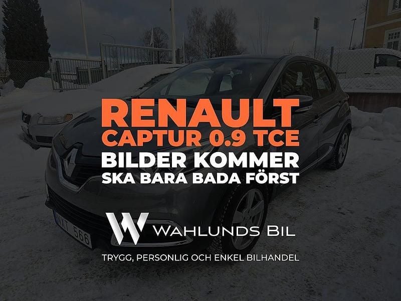 Grå Begagnad 2013 Renault Captur SUV | 89 900 kr (Marknadspris) - Bild 1/3