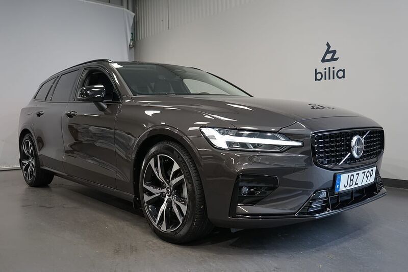 Begagnad 2024 Volvo V60 Kombi | 389 900 kr (Marknadspris) - Bild 1/3