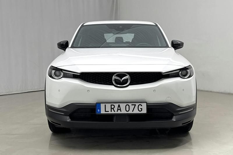 Begagnad Mazda MX30 106 kW (145 HK) 2023 Vit SUV
